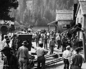 On Location: The Yearling (1946) - Behind the Scenes photos